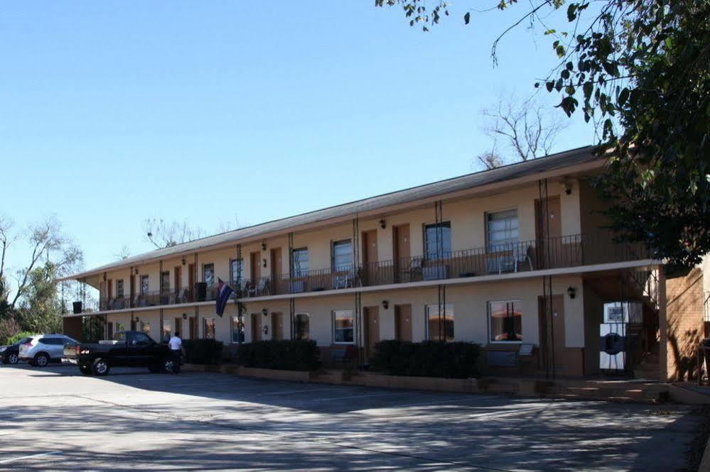 Parliament Resort Gay Mens Resort ออกัสตา ภายนอก รูปภาพ
